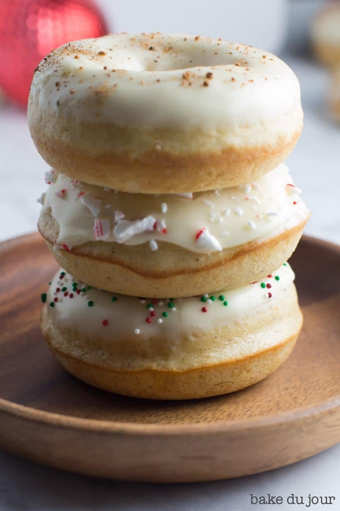 A stack of 3 doughnuts
